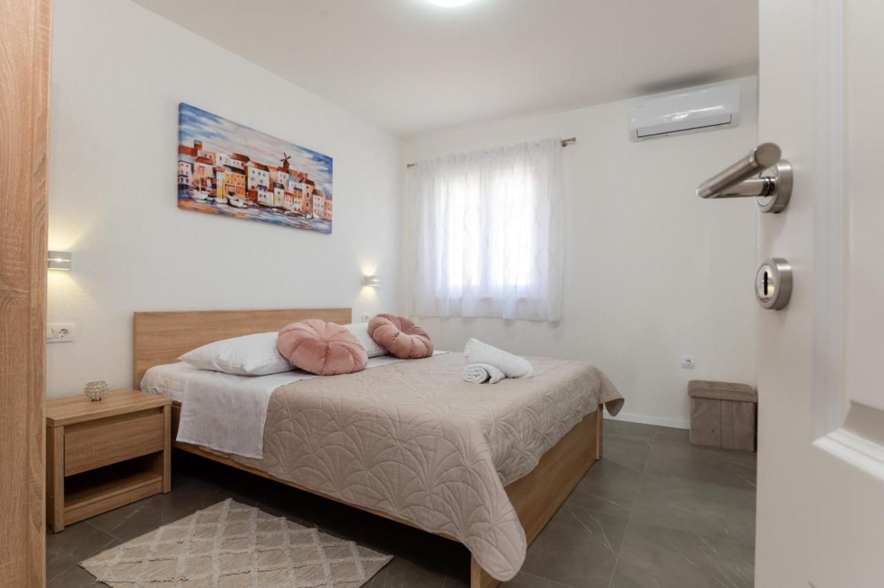 Apartment Vuletin Kaštela Extérieur photo