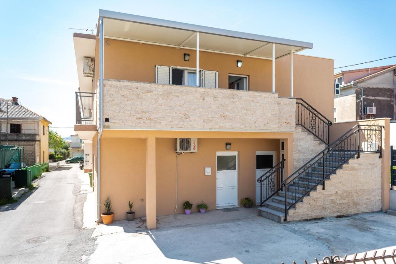 Apartment Vuletin Kaštela Extérieur photo
