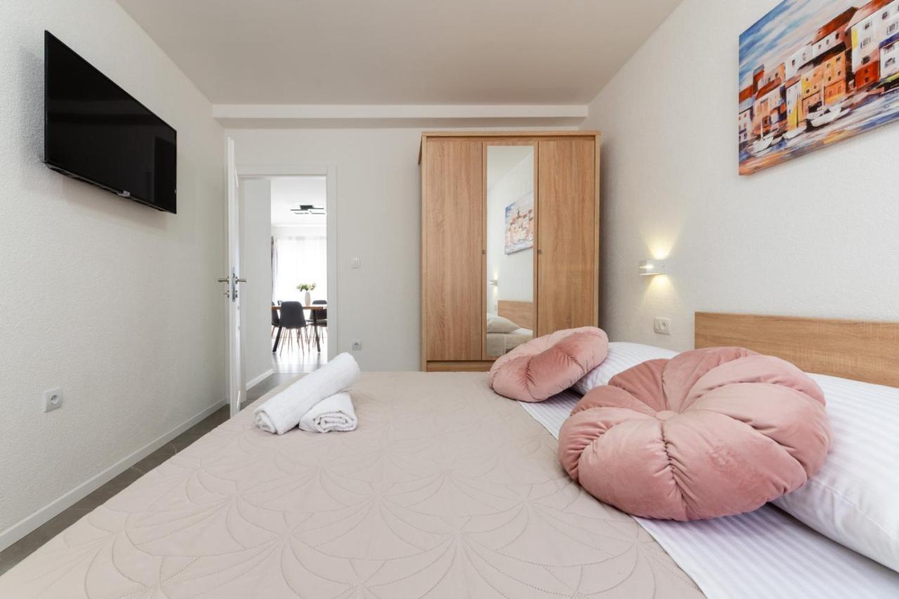 Apartment Vuletin Kaštela Extérieur photo