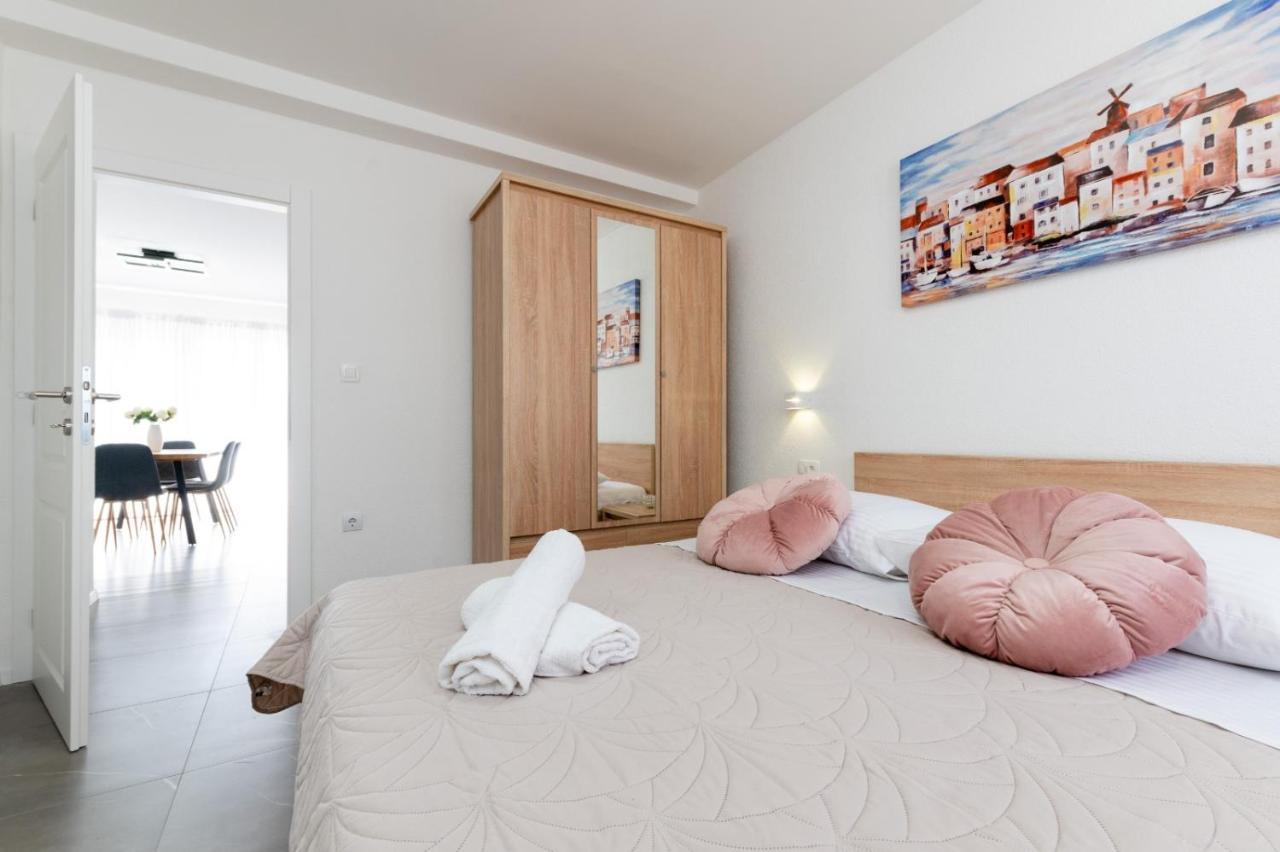 Apartment Vuletin Kaštela Extérieur photo