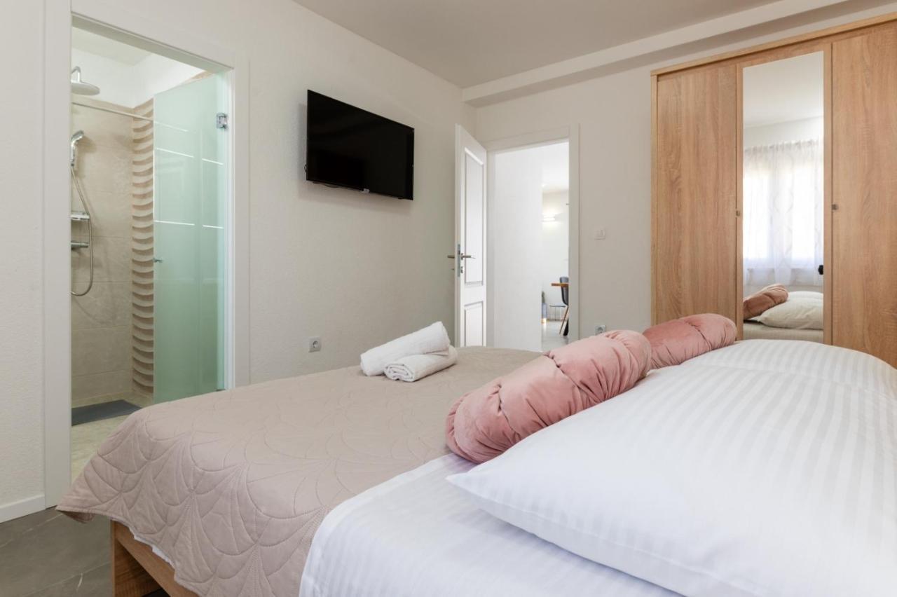 Apartment Vuletin Kaštela Extérieur photo