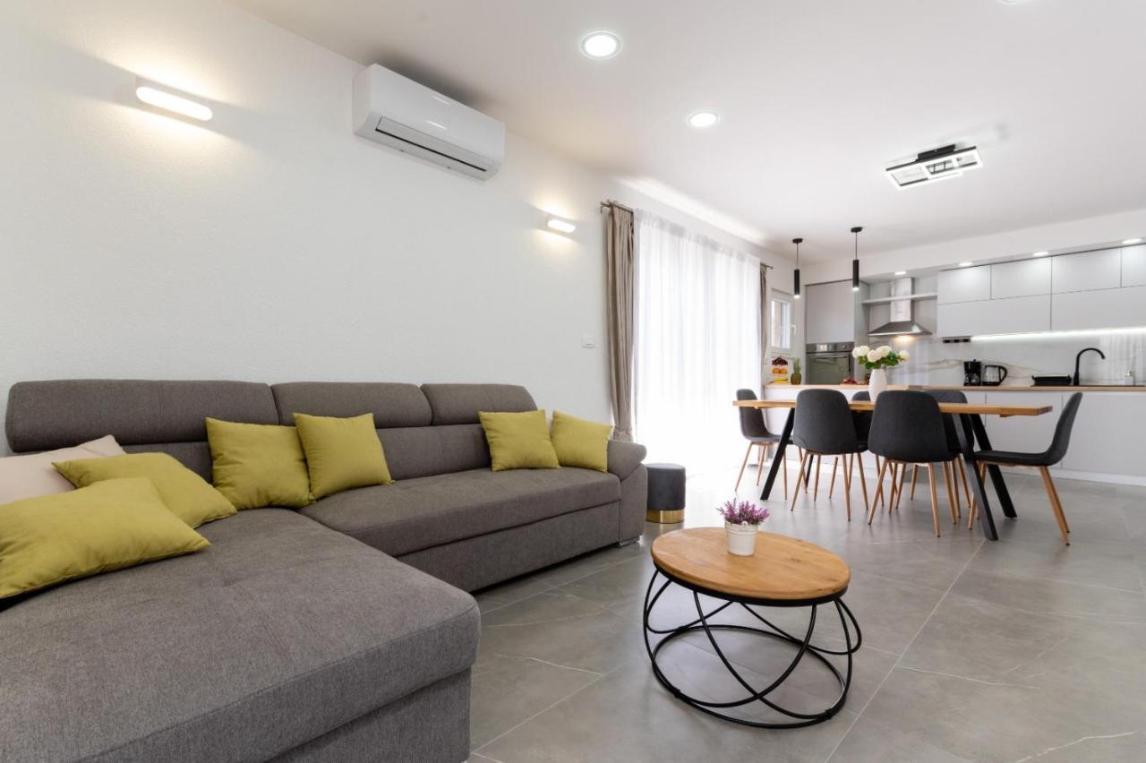 Apartment Vuletin Kaštela Extérieur photo