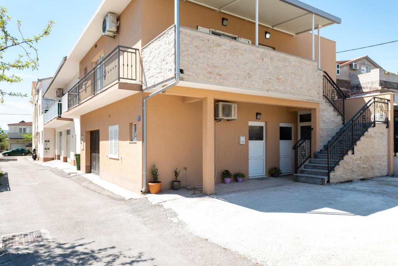 Apartment Vuletin Kaštela Extérieur photo