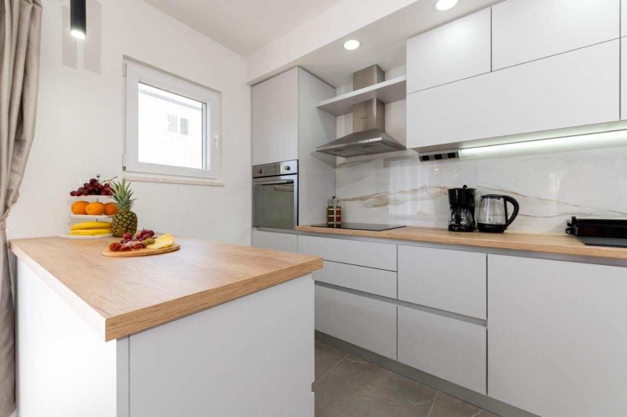 Apartment Vuletin Kaštela Extérieur photo